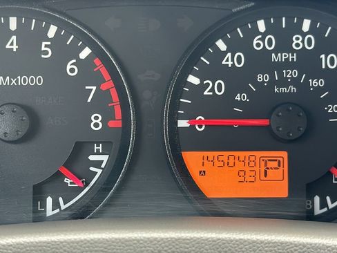 Used 2012 Nissan Xterra S AWD/4WD image 21