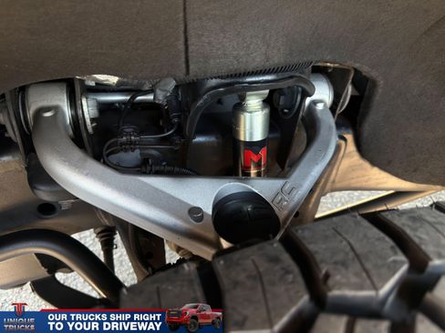 Used 2024 GMC Sierra 2500 Denali w/ Denali Reserve Package AWD/4WD image 5