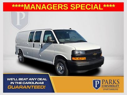 New 2025 Chevrolet Express 2500 Extended w/ Enhanced Convenience Package
