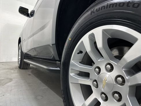 Used 2020 Chevrolet Tahoe LT image 21