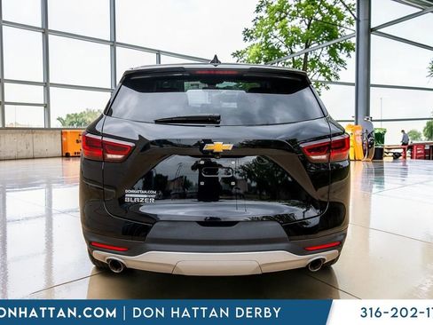 Used 2025 Chevrolet Blazer LT FWD image 31