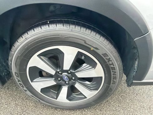 Used 2018 Subaru Forester 2.5i Premium w/ All-Weather Package AWD/4WD image 33