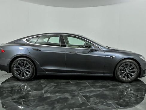 Used 2018 Tesla Model S 100D AWD/4WD image 10