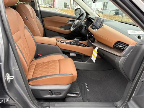 New 2026 Nissan Rogue Platinum image 19
