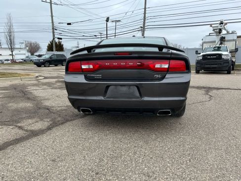 Used 2014 Dodge Charger R/T image 16