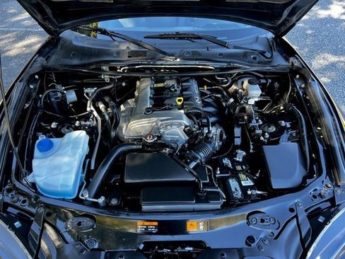 Used 2018 MAZDA MX-5 Miata Grand Touring image 48