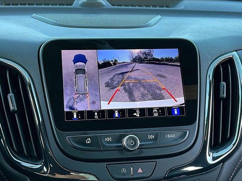 Used 2022 Chevrolet Equinox RS w/ RS Leather Package image 23