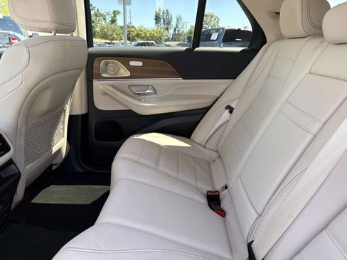 Certified 2022 Mercedes-Benz GLE 450 4MATIC w/ Premium Package image 13