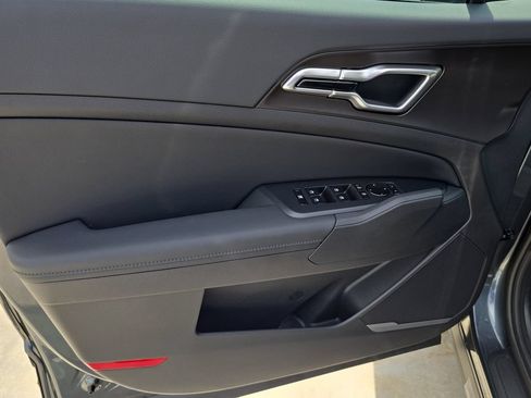 New 2026 Kia Sportage EX AWD/4WD image 18