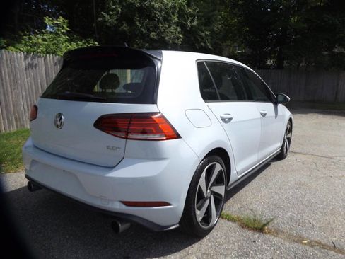 Used 2018 Volkswagen GTI SE FWD image 6