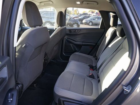 Used 2022 Ford Escape SE w/ Cold Weather Package image 16