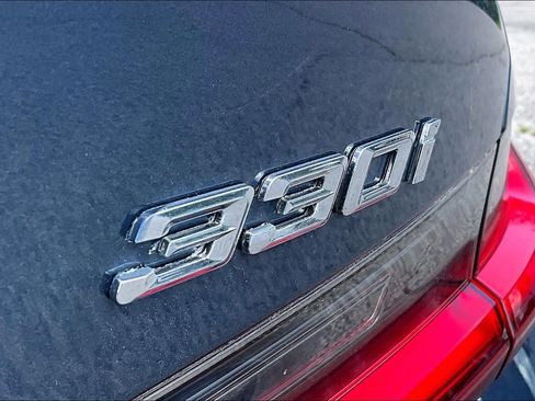 Used 2025 BMW 330i xDrive Sedan AWD/4WD image 10
