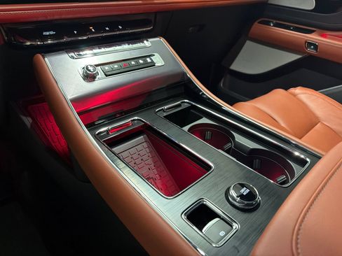 New 2026 Lincoln Aviator Reserve AWD/4WD image 31