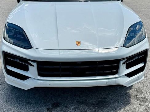 Used 2026 Porsche Cayenne S AWD/4WD image 19