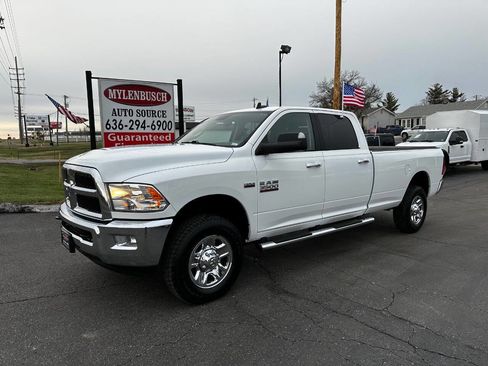Used 2018 RAM 3500 SLT image 2
