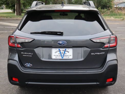 Used 2023 Subaru Outback Premium AWD/4WD image 6