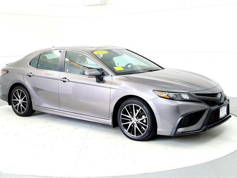 Certified 2023 Toyota Camry SE AWD/4WD image 7