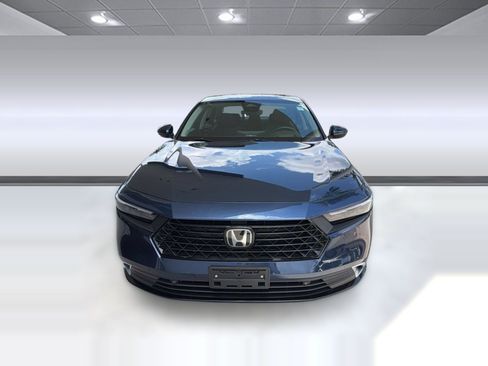 Used 2024 Honda Accord Touring image 5