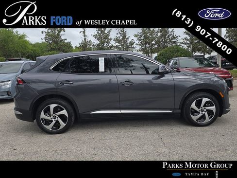Used 2025 VinFast VF 8 Eco AWD/4WD image 3