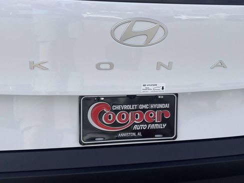 New 2026 Hyundai Kona SE image 7