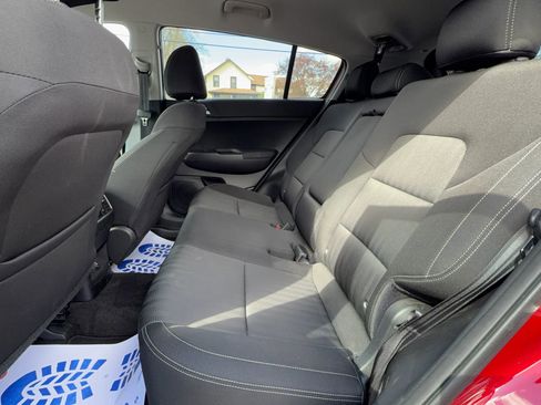 Used 2019 Kia Sportage LX AWD/4WD image 15
