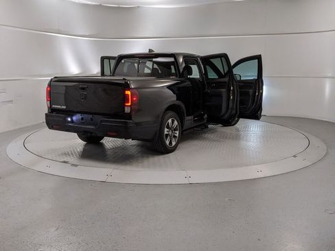 Used 2019 Honda Ridgeline RTL-T image 9