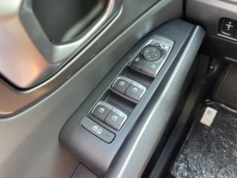 New 2026 Kia Sorento S AWD/4WD image 24