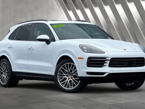 Used 2022 Porsche Cayenne S image 1