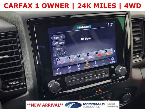 Used 2022 Nissan Frontier PRO-4X w/ Technology Package AWD/4WD image 19