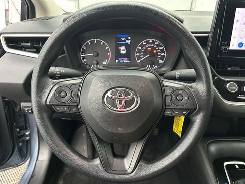 Used 2025 Toyota Corolla LE FWD image 7