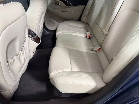 Used 2014 Buick LaCrosse Leather FWD image 19
