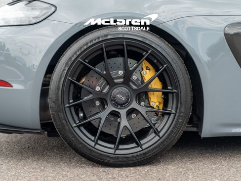 Used 2025 Porsche 718 Cayman GT4 RS w/ Weissach Package RWD image 44