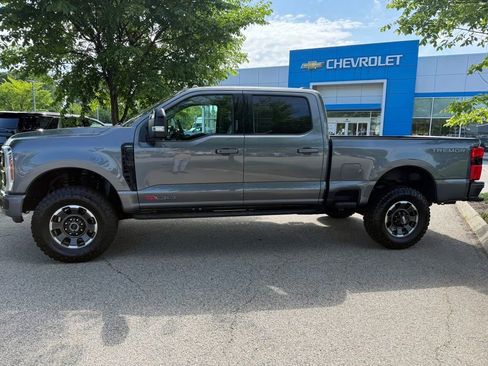 Used 2024 Ford F350 Lariat w/ Tremor Off-Road Package AWD/4WD image 2