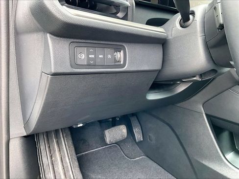 New 2027 Chevrolet Traverse LT w/ Midnight/Sport Edition AWD/4WD image 32