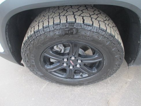 Used 2021 GMC Acadia AT4 w/ LPO, Floor Liner Package image 12