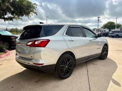 Used 2021 Chevrolet Equinox LT FWD image 3