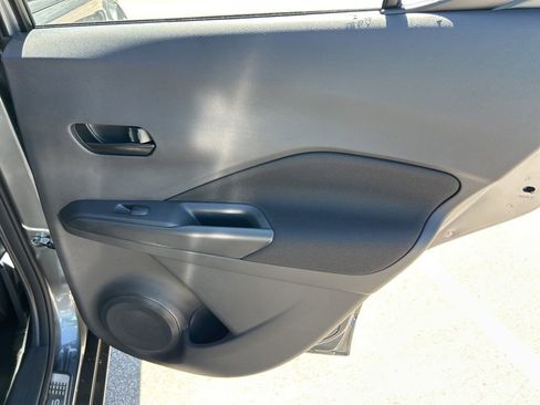 New 2025 Nissan Kicks Play S image 37