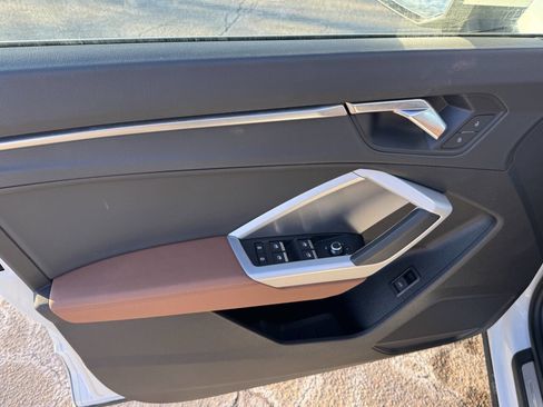 Used 2021 Audi Q3 2.0T Premium w/ Convenience Package image 6