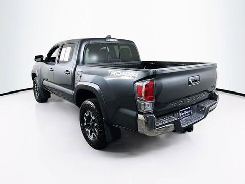 Certified 2022 Toyota Tacoma TRD Off-Road image 7