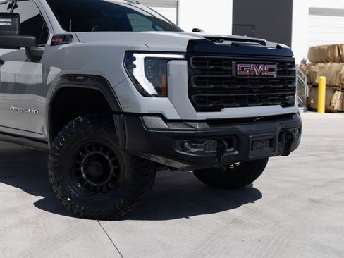 Used 2024 GMC Sierra 2500 AT4X w/ AT4X AEV Edition AWD/4WD image 3