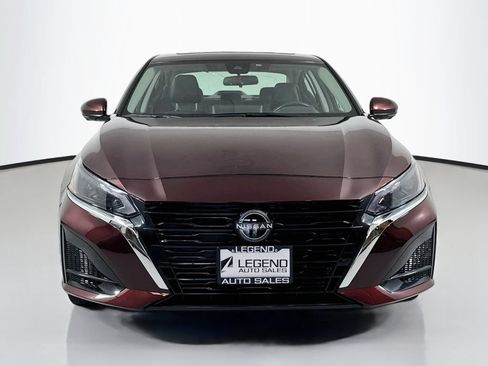 Used 2023 Nissan Altima 2.5 SL AWD/4WD image 2