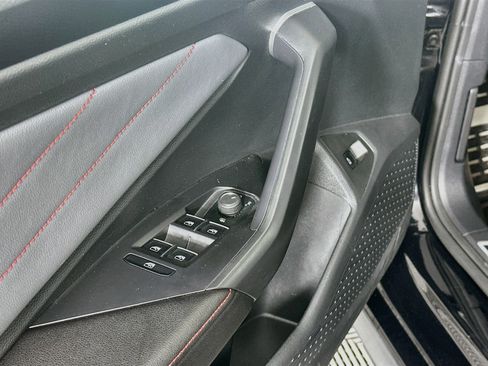 Used 2025 Volkswagen Jetta GLI Autobahn FWD image 15