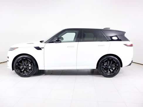 Used 2025 Land Rover Range Rover Sport Dynamic SE AWD/4WD image 2
