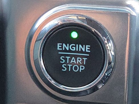 Used 2022 Ford F150 Lariat w/ Equipment Group 502A High image 43