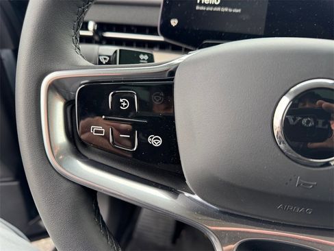 Certified 2025 Volvo EX90 Plus image 12