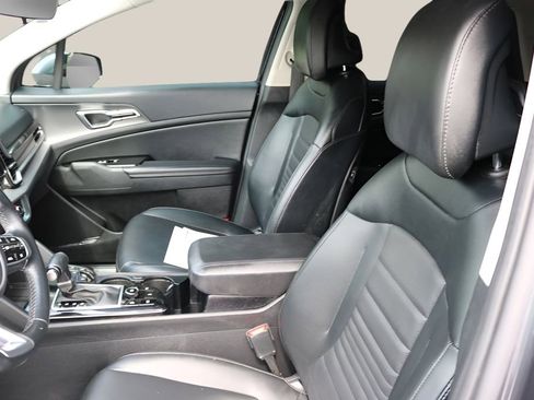 Used 2024 Kia Sportage SX FWD image 12