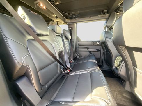 New 2025 Ford Bronco Outer Banks AWD/4WD image 35