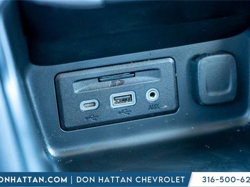 Used 2022 GMC Terrain AT4 w/ Infotainment Package II image 14