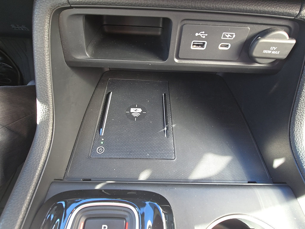 Used 2025 Honda Pilot Touring image 21