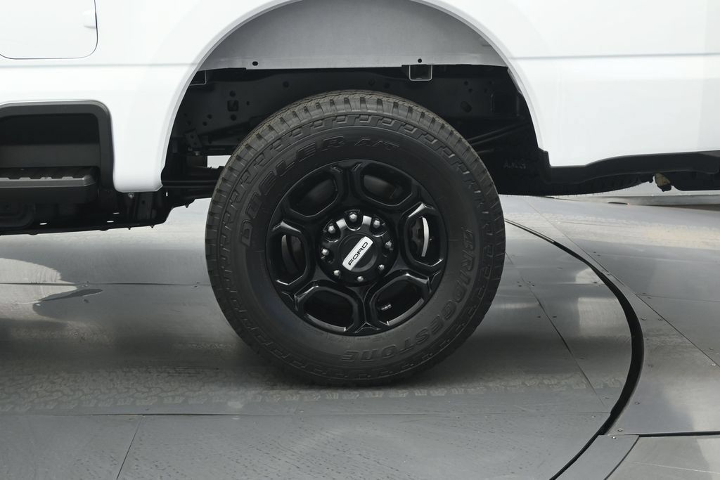 Certified 2024 Ford F250 XL w/ STX Appearance Package AWD/4WD image 22